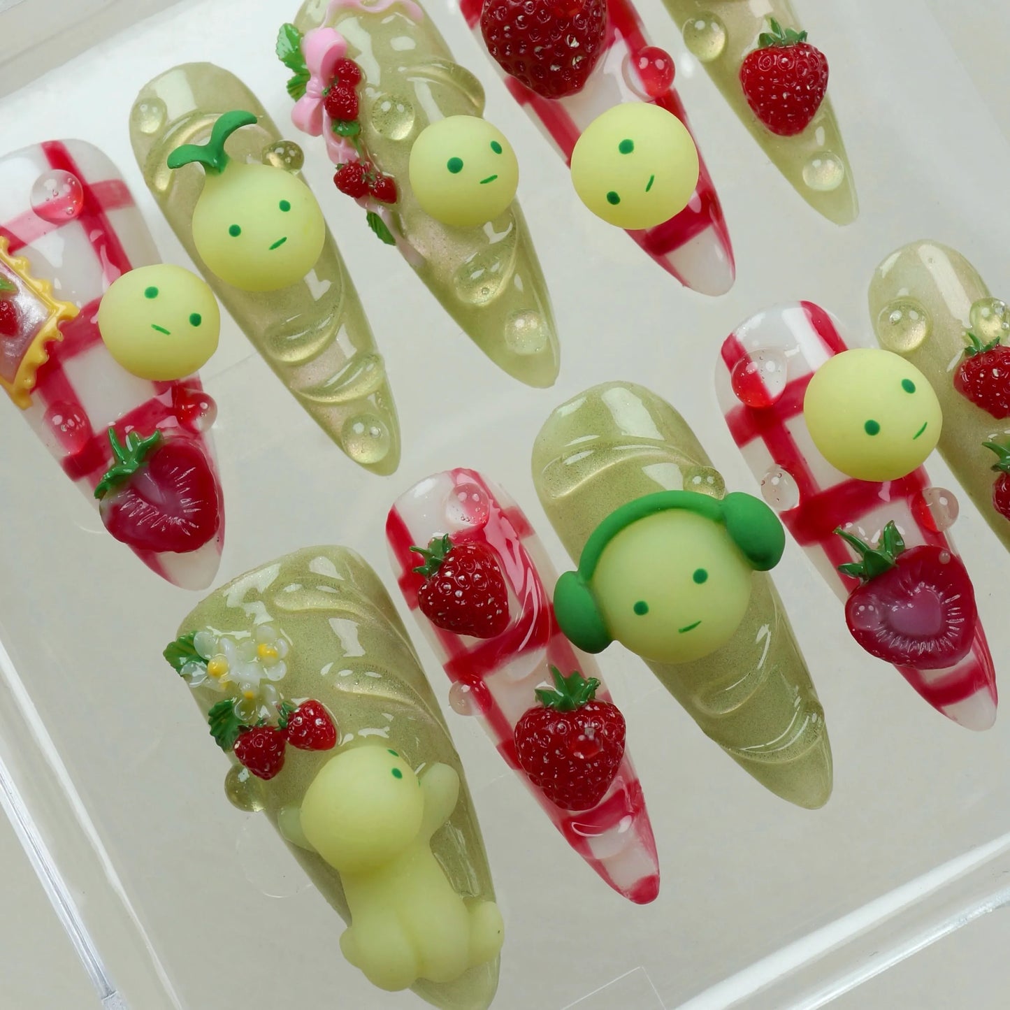 Strawberry Smiski - Glow in the dark