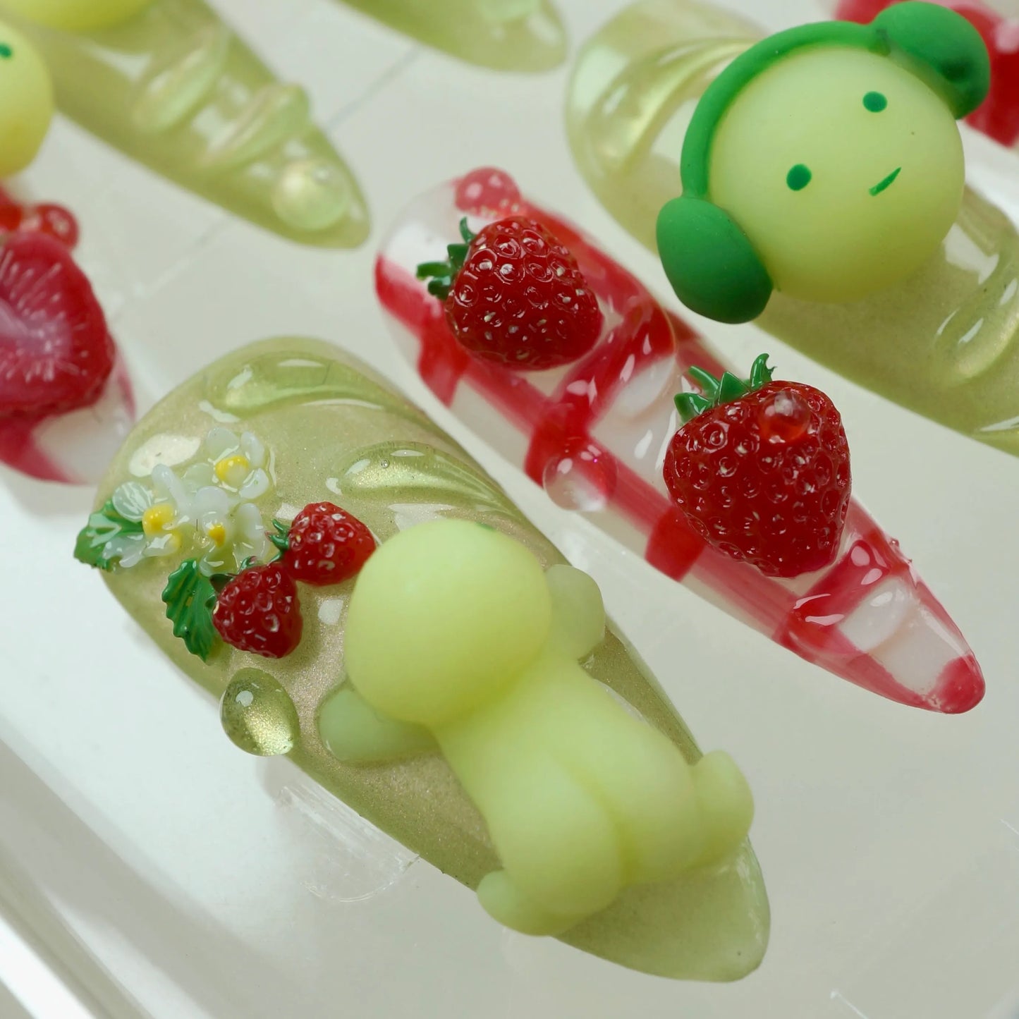 Strawberry Smiski - Glow in the dark