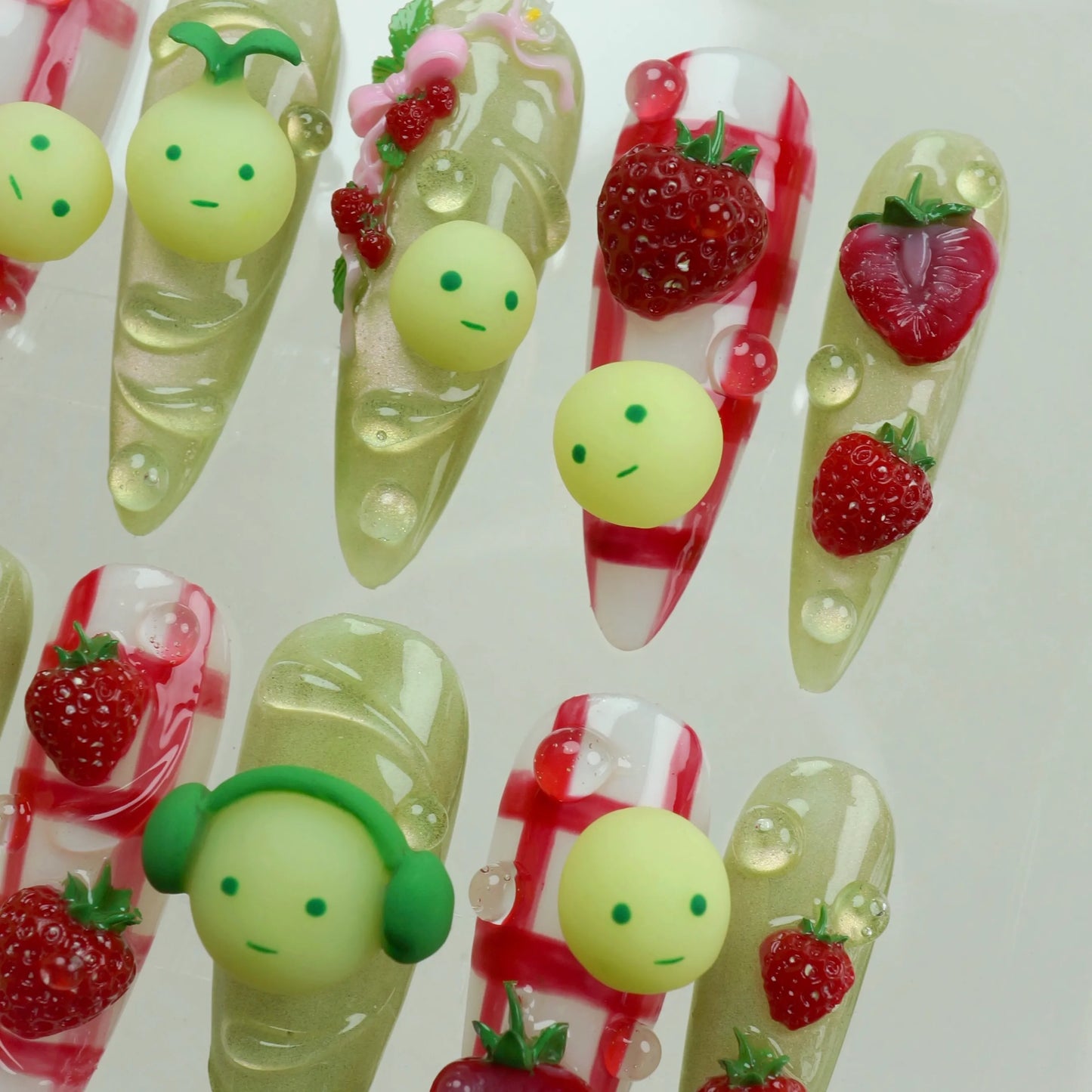 Strawberry Smiski - Glow in the dark