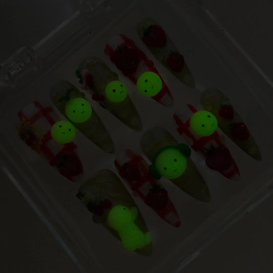 Strawberry Smiski - Glow in the dark