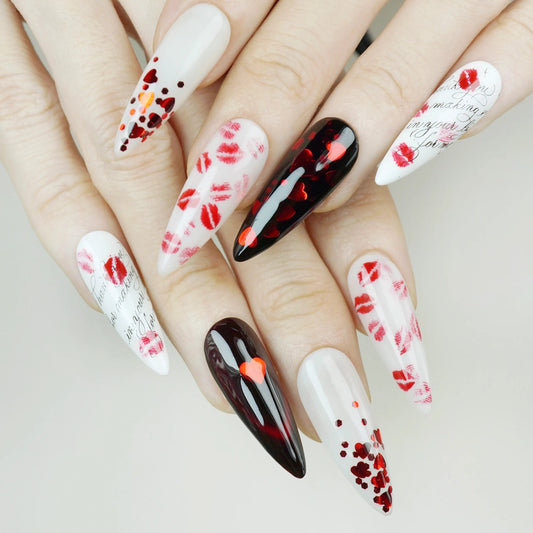 Velvet Kiss press-on nails on hand – Donailsart