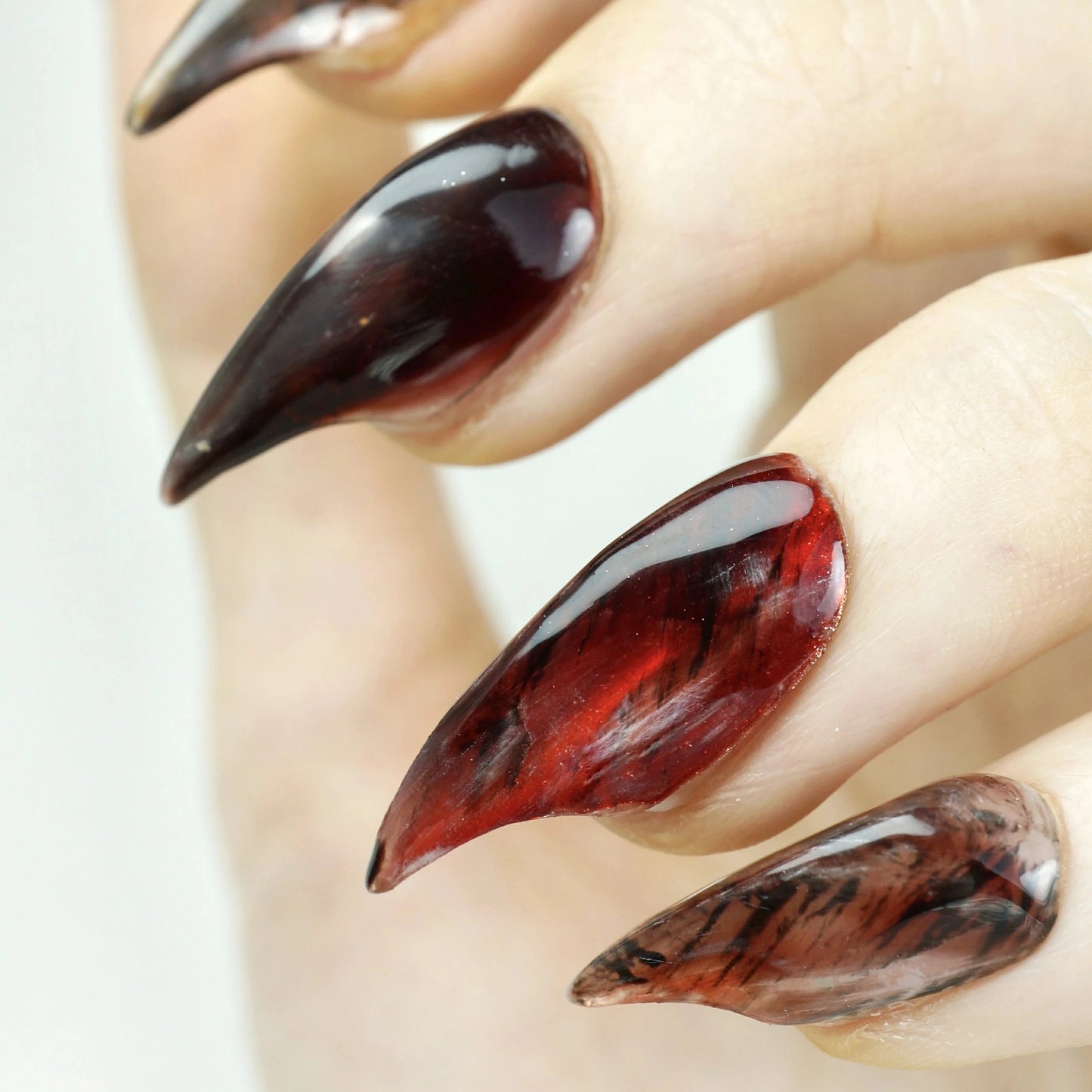 Amber Claws - Do.nails