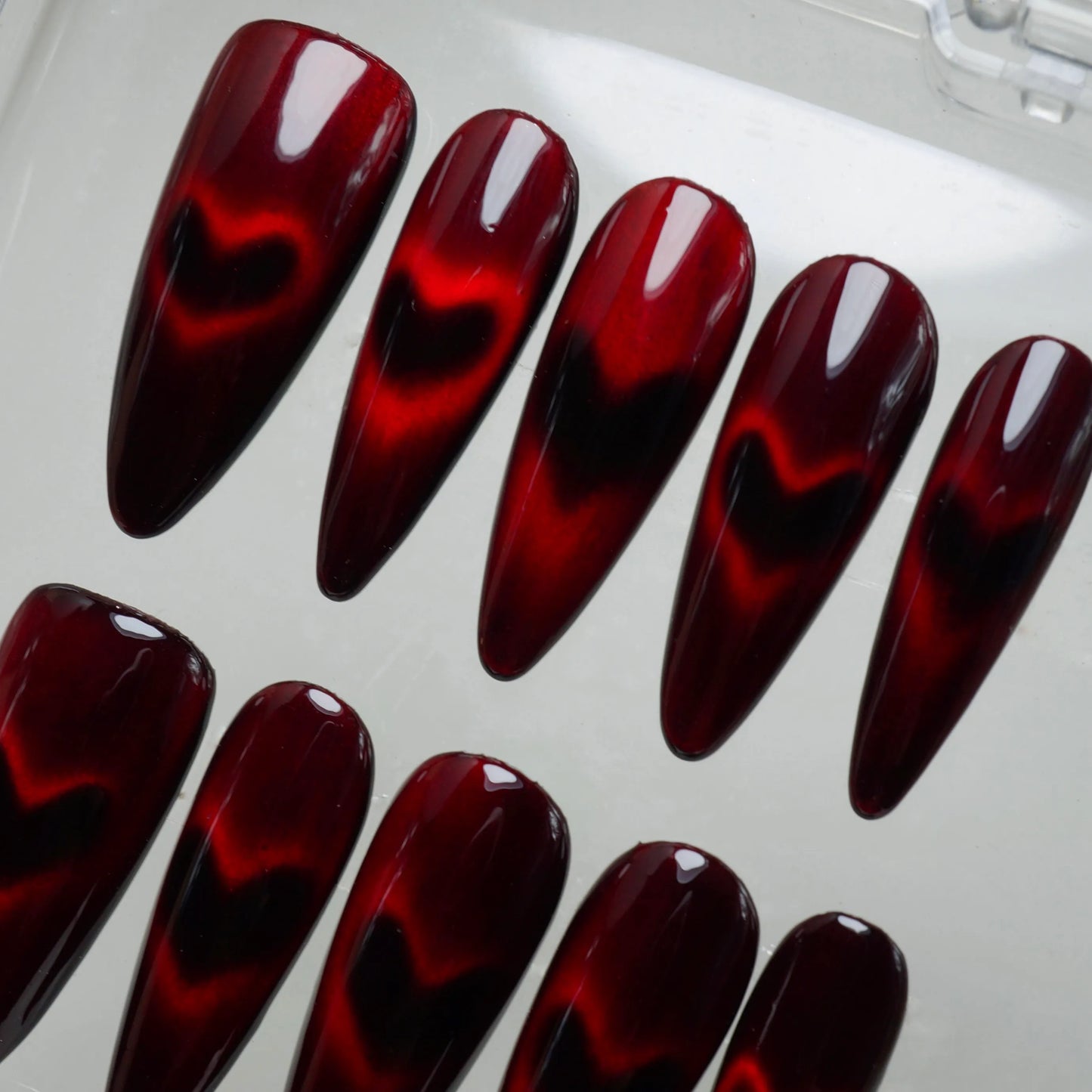 Heartburn nail art close-up – Donailsart