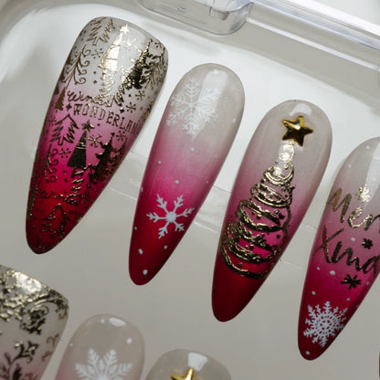 Holly Jolly nail art close-up – Donailsart