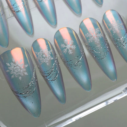Frostlight nail art close-up – Donailsart
