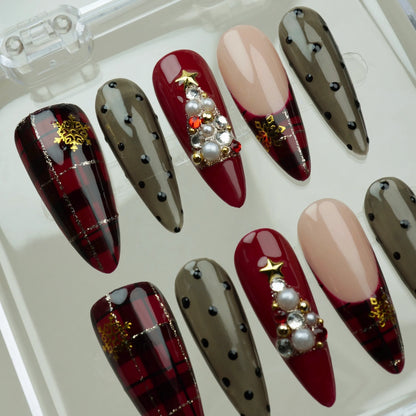 Royal Tartan Eve nail art detail view – Donailsart