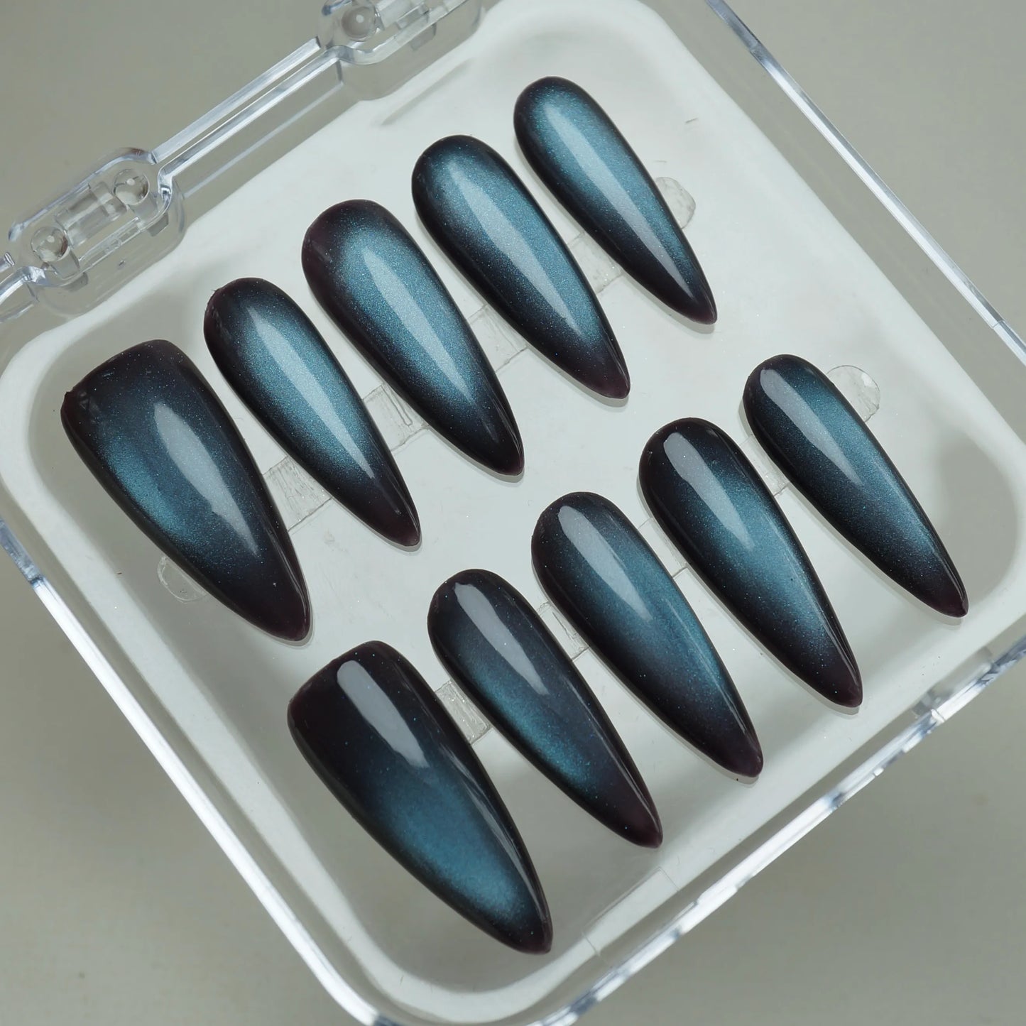 X-M161 | Steel Teal press-on nails on hand – Donailsart