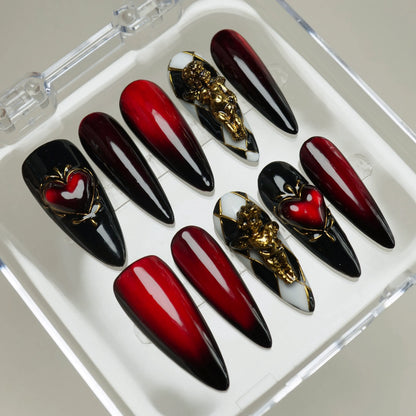 Gilded Obsession nail art detail view – Donailsart