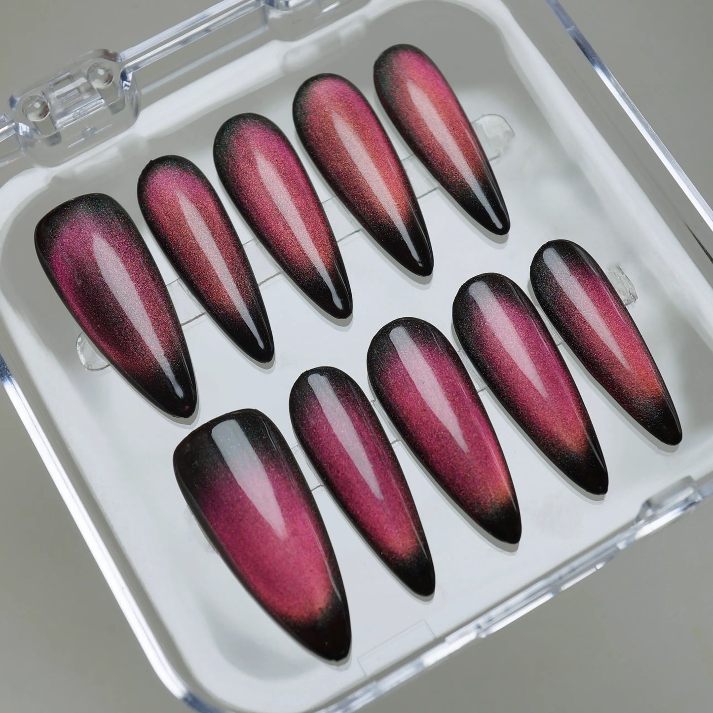 YU05 | Garnet Red press-on nails on hand – Donailsart