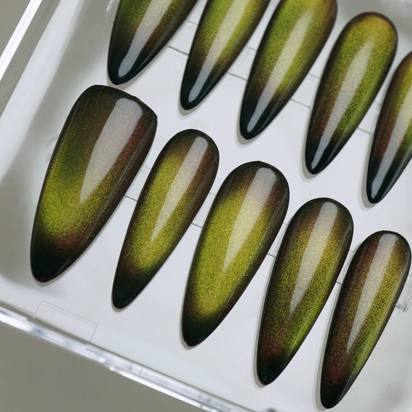 YU08 | Olive Green nail art close-up – Donailsart