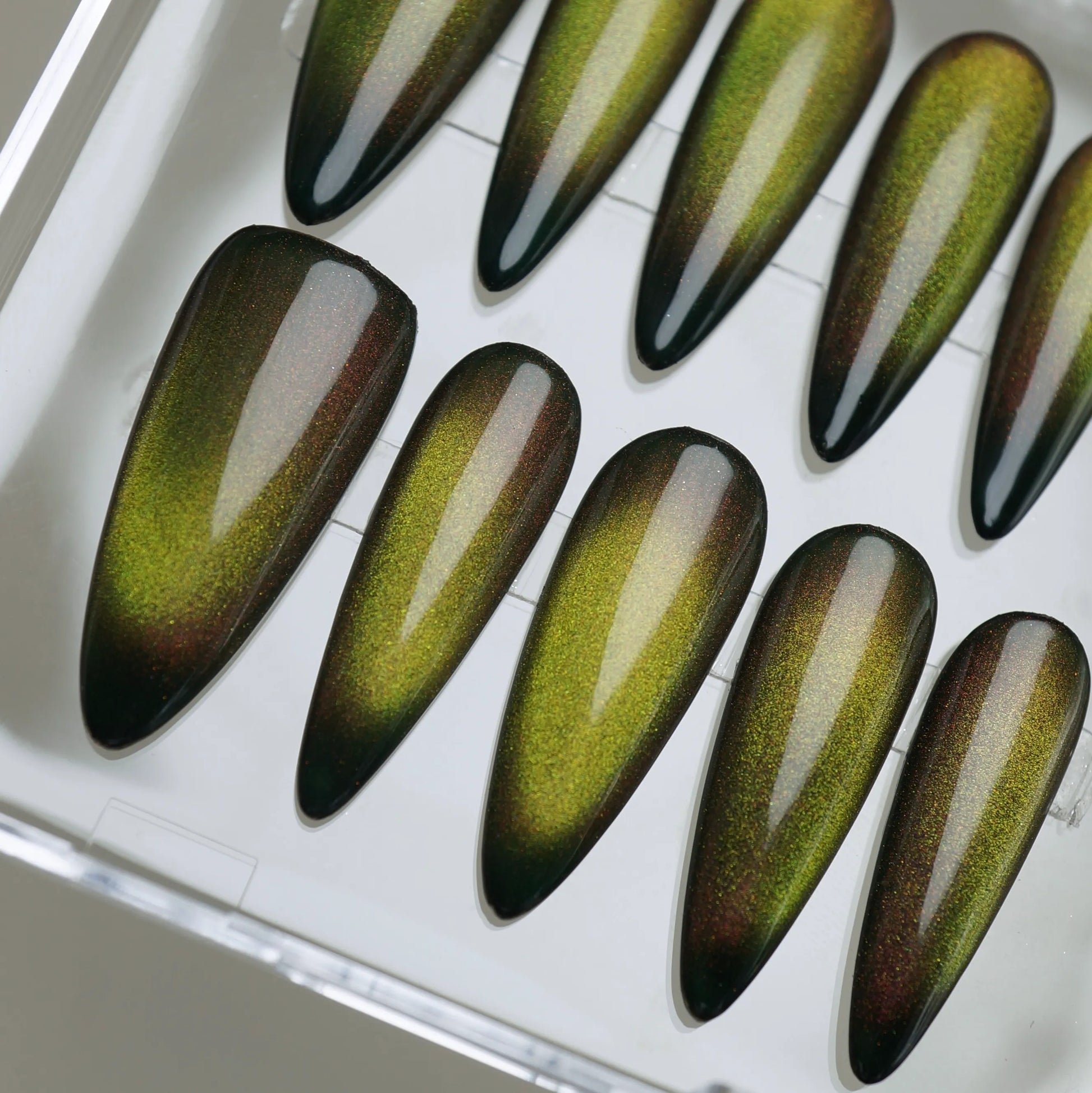 YU08 | Olive Green nail art close-up – Donailsart