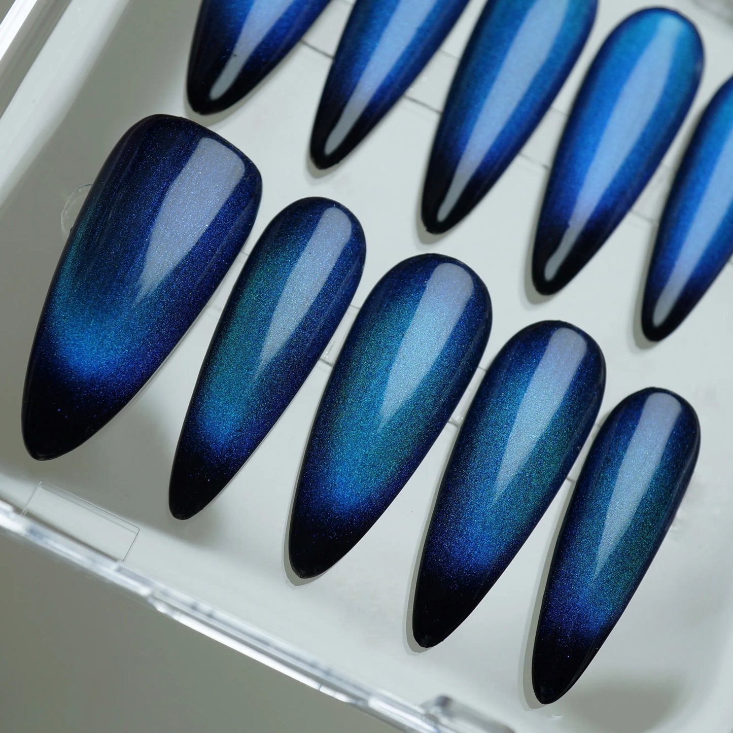 YU11 | Teal Blue nail art detail view – Donailsart