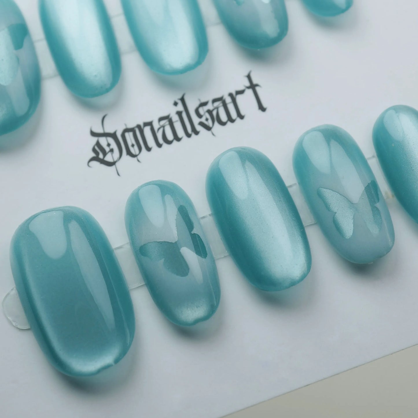 A05 | Butterveil