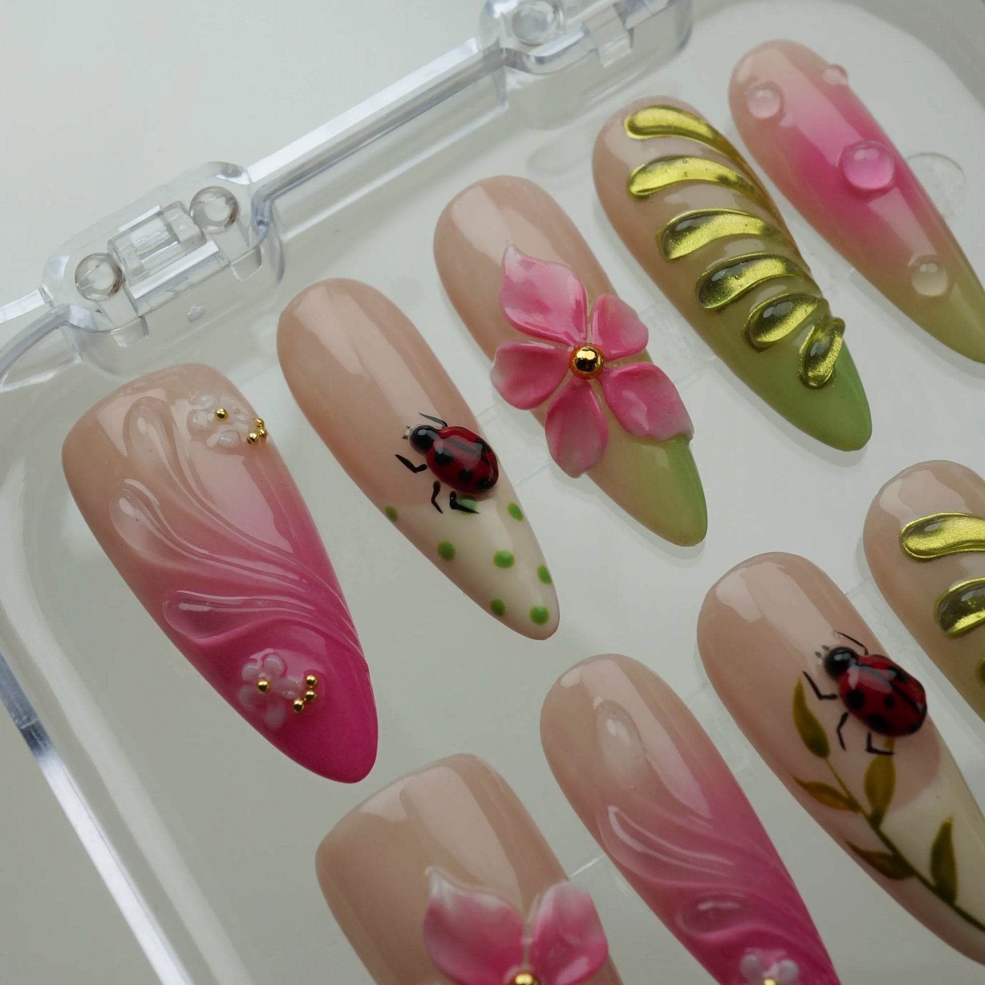 Flora Bubbles - Donailsart