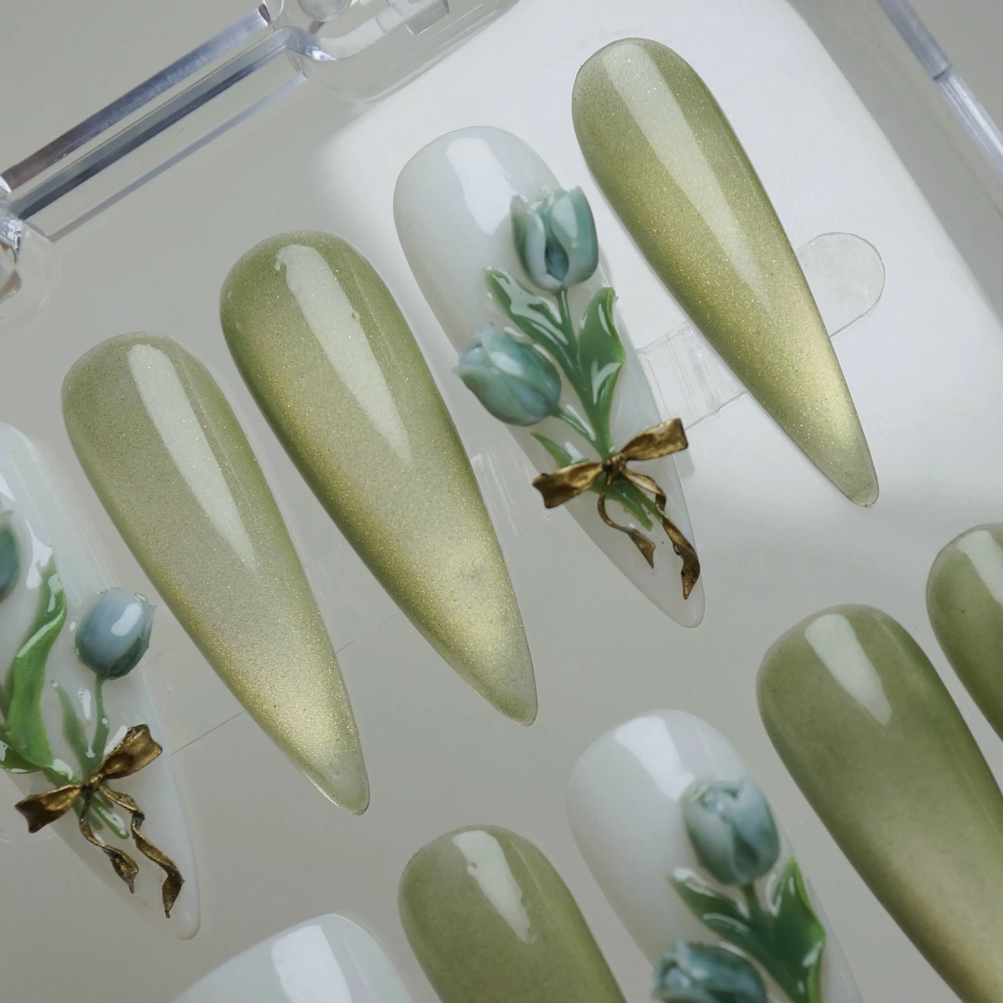 Celadon Bloom - Donailsart