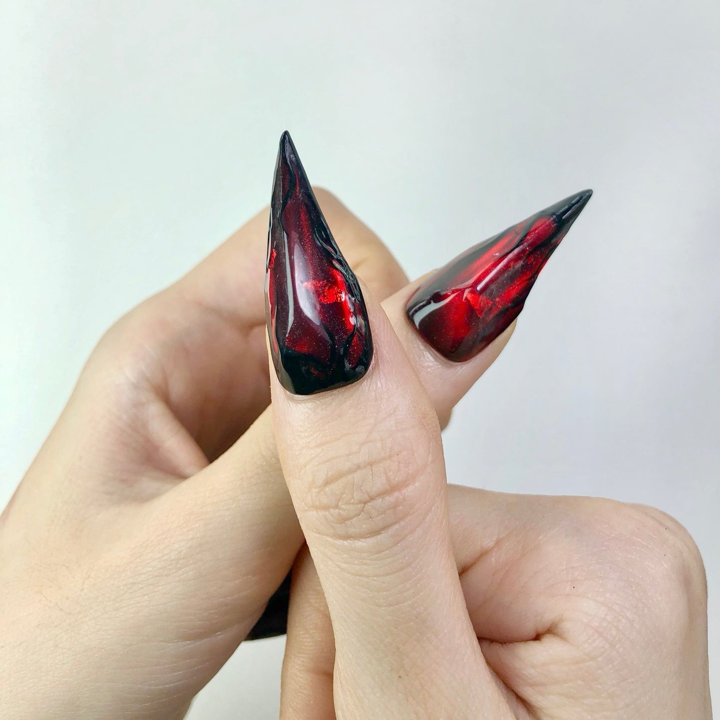 Red Chrome Claws - Do.nails