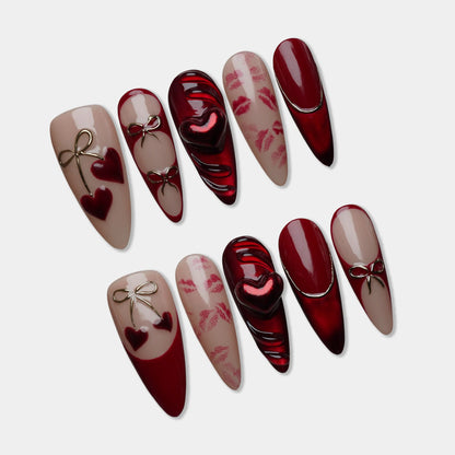 Lovers' Seal press-on nail set by Donailsart – romantic nail art