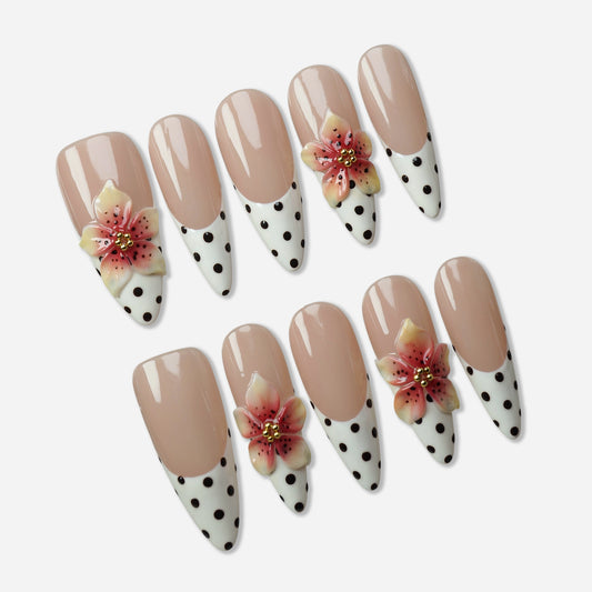 Petal Poise - Donailsart