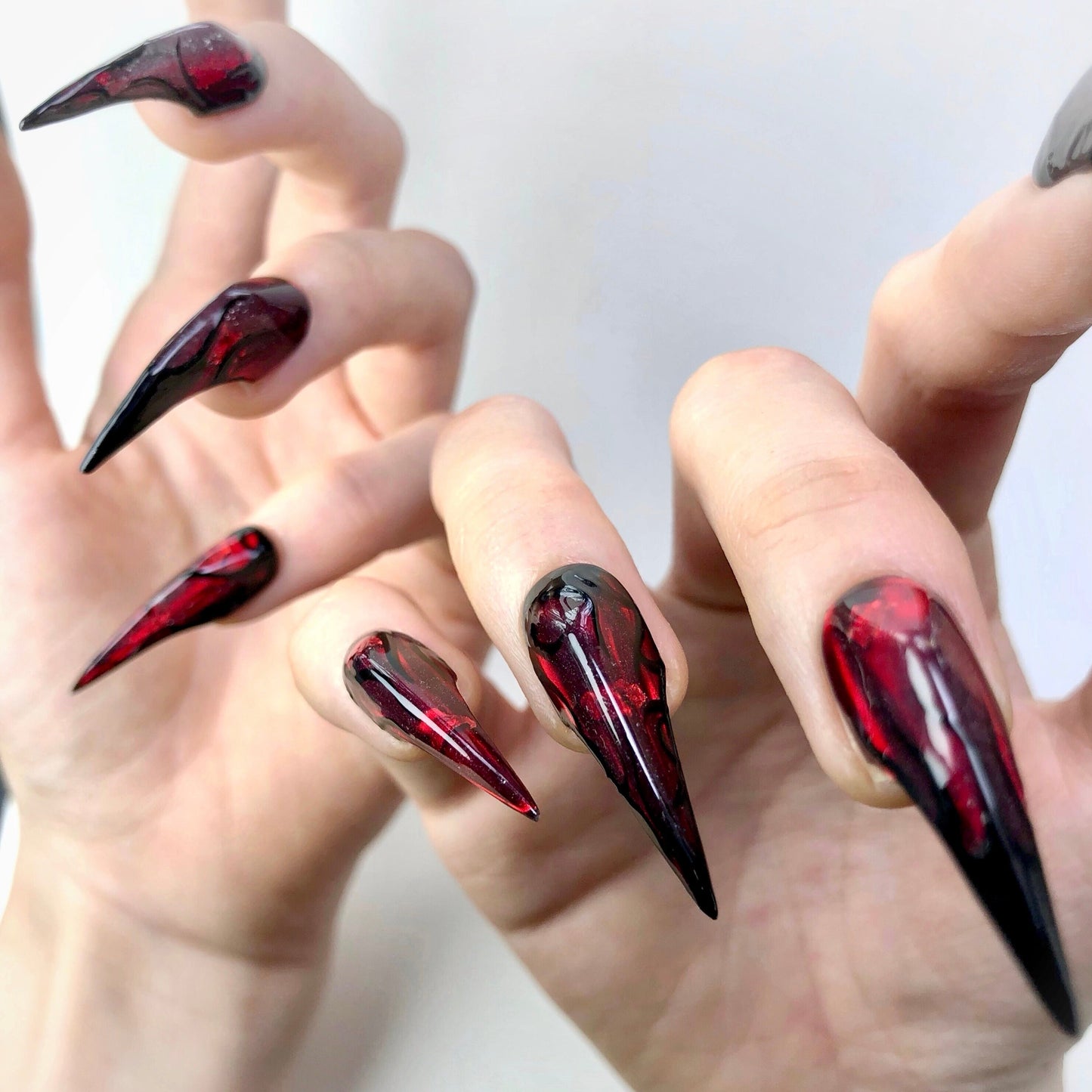 Red Chrome Claws - Do.nails