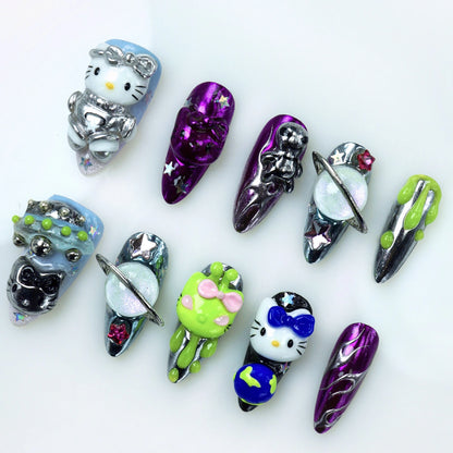 Alien Hello Kitty - Do.nails