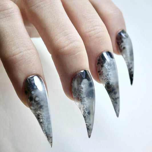 Gritty Claws - Do.nails