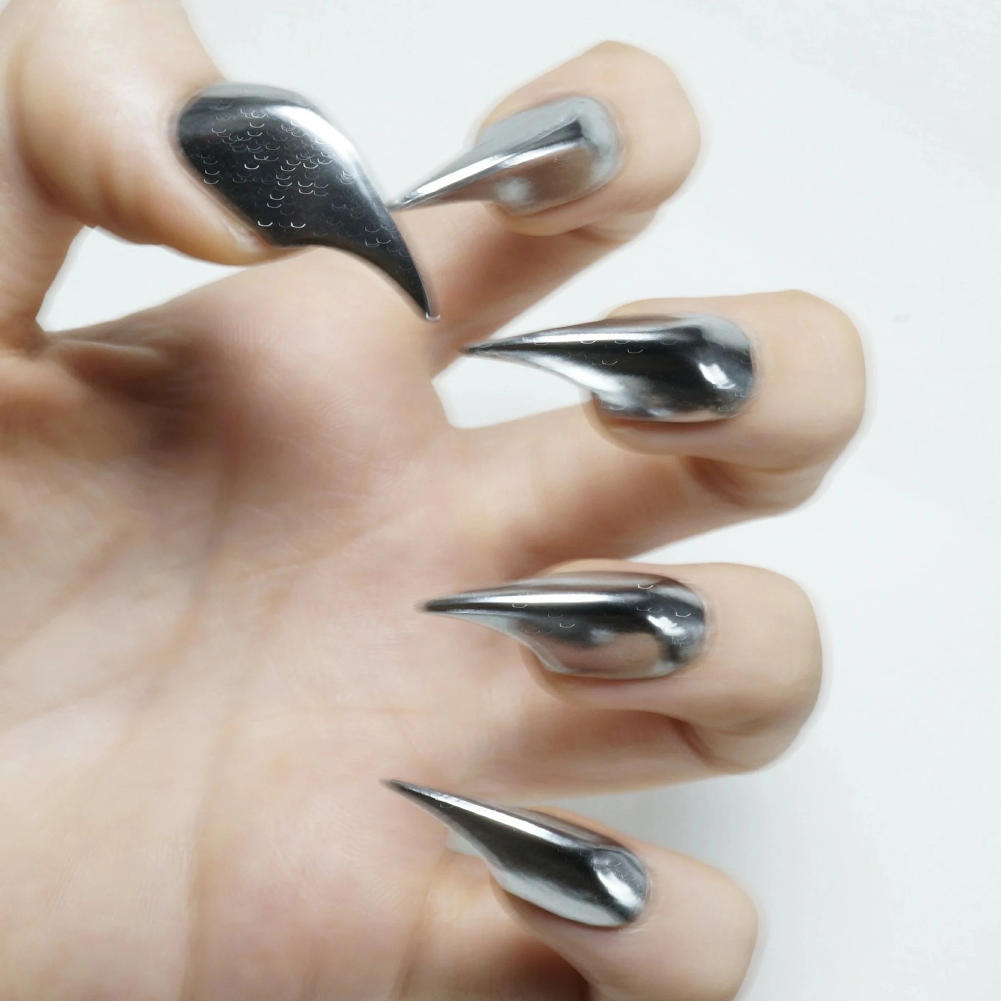 Silver Claws - Do.nails